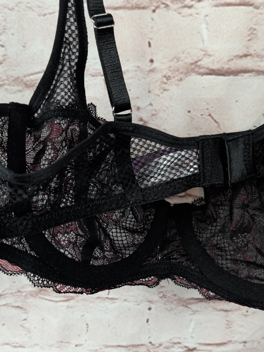 ADORE Me Black & Red Lace Underwire Bra 36a - Picture 8 of 8